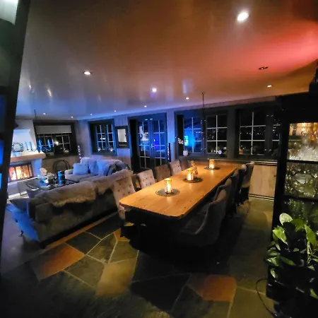 In - Out, Jacuzzi, Panorama View *